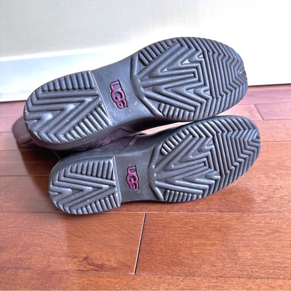 UGG Australia Dark Brown Boots with buckles, size 8.5 waterproof - Picture 11 of 16